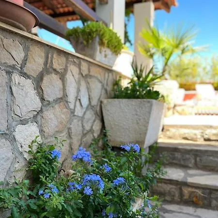 Gorana With Swimming Pool * Jelsa (Hvar)