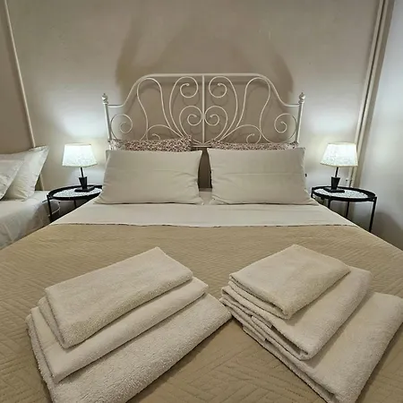 Gorana With Swimming Pool Apartamento Jelsa (Hvar)